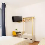 Manolita Aparthotel
