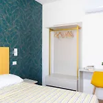 Manolita Aparthotel