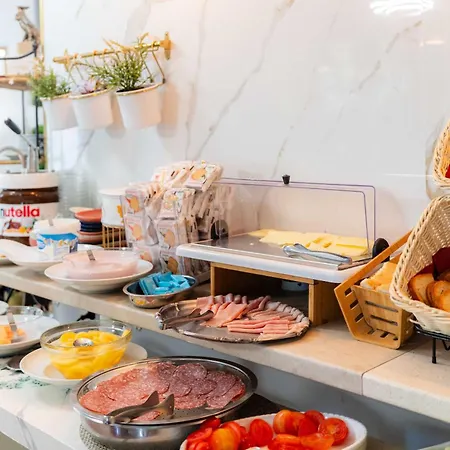 Manolita アパートホテル