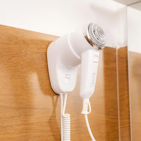 Manolita Aparthotel *